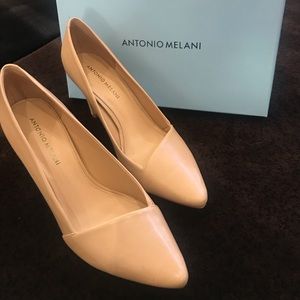 Antonio Melani pumps